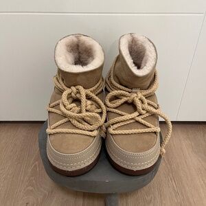 Winter boots